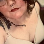 Eliza Jones avatar