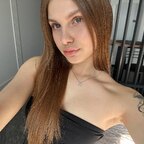 Elizabeth🌺My height is 5.0 (152 cm) avatar