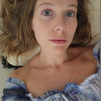 Eliza Bird avatar