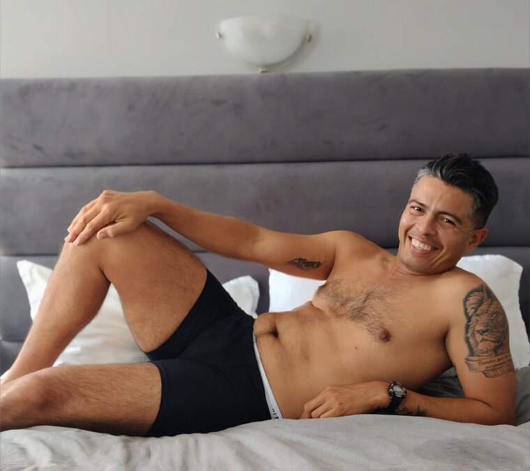 ❤️🔥Joker Sexy 😈 Latin Boy 🔥 cover image