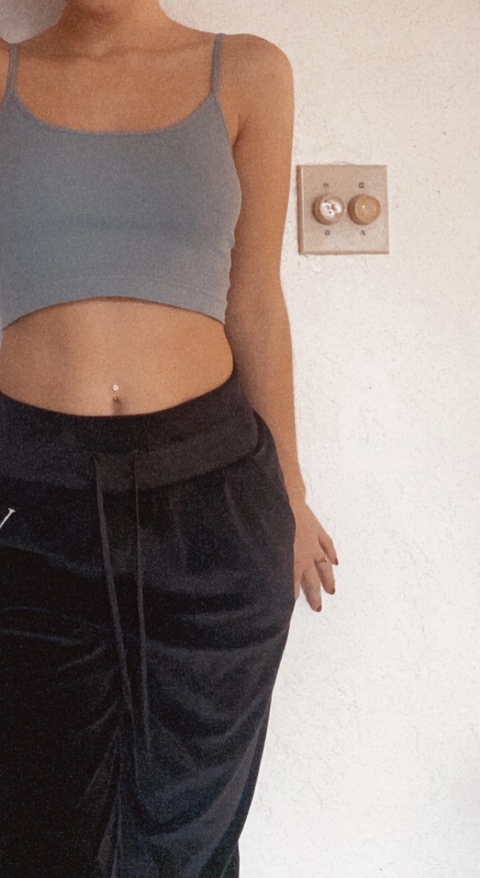 Ellilea 🌹 cover image