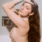 Elle C. avatar