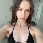 Ellie Darkerrr avatar