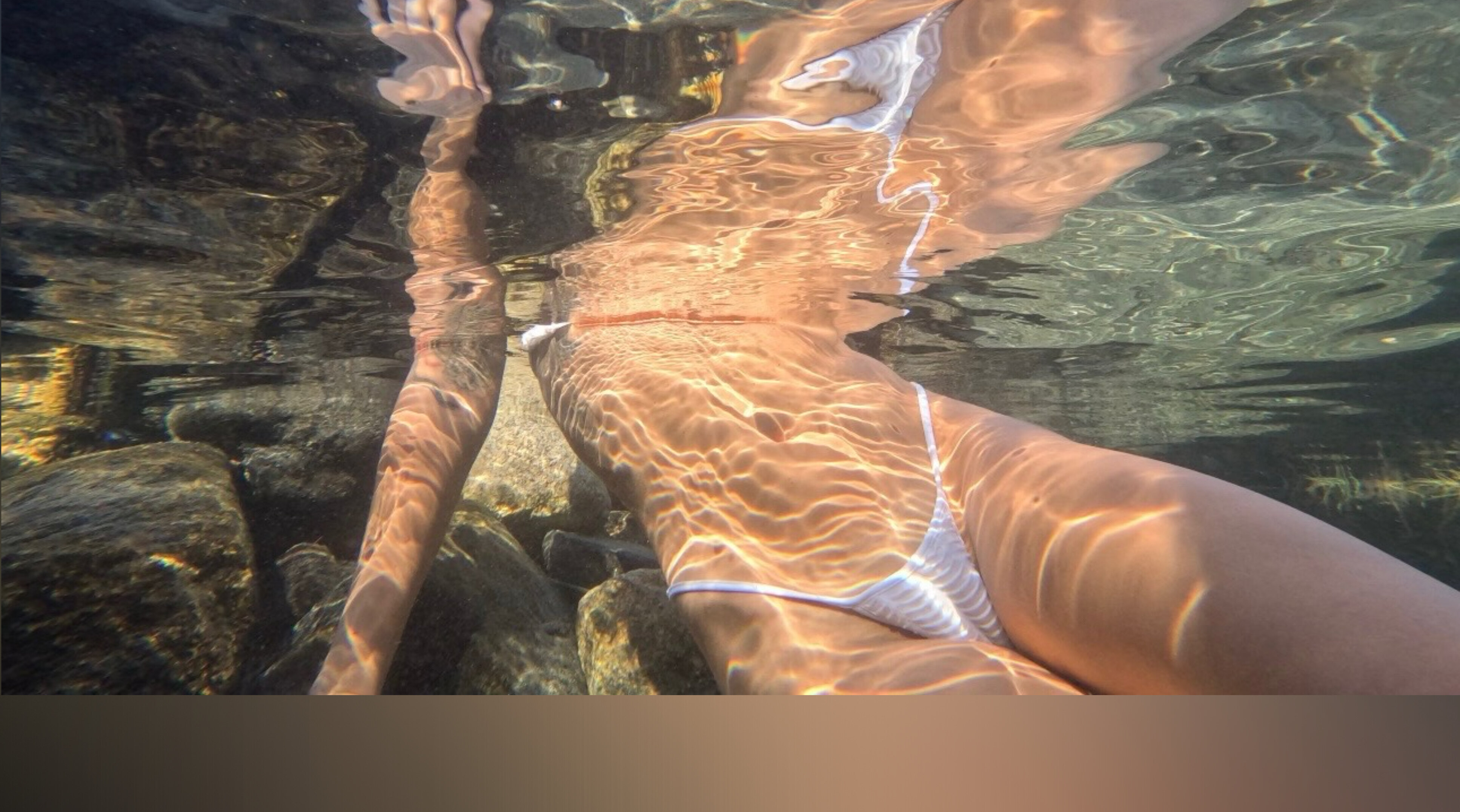 Elly’s Raw Photography banner image