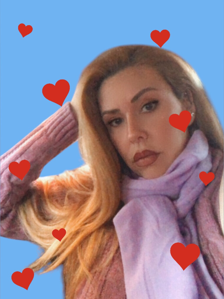 Ema Raz banner image