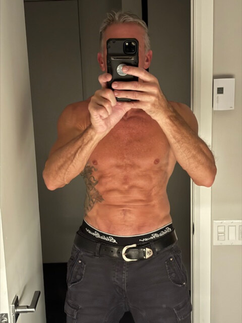 Emerik Hotman cover image