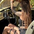 Emi Rose avatar
