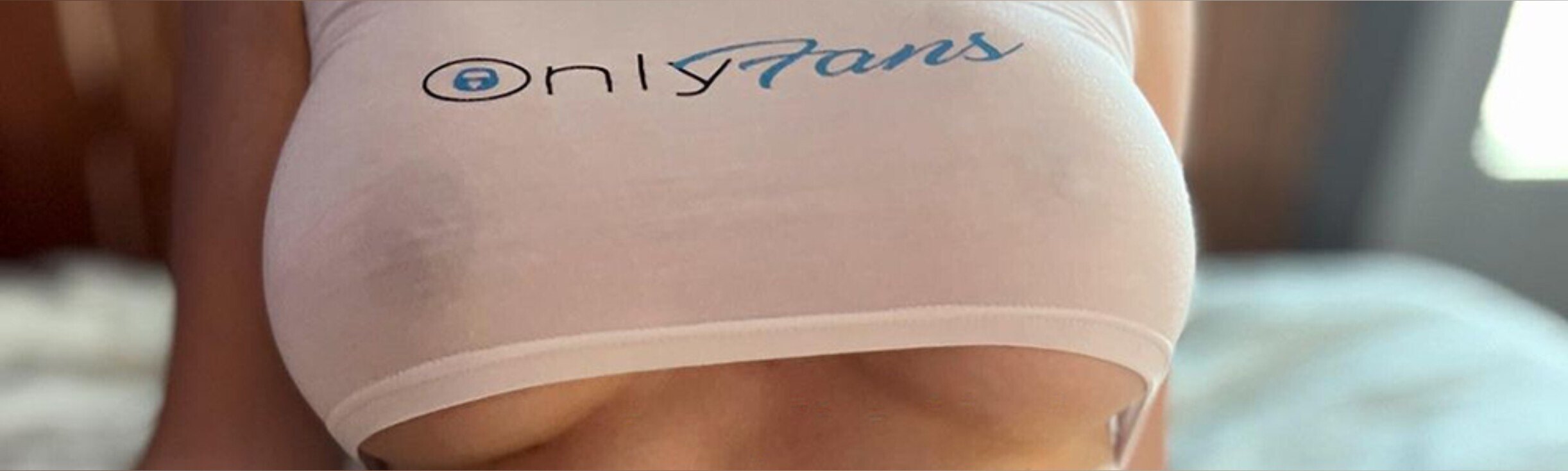 🪬Emma's MOMents (the hot psychologist) banner image