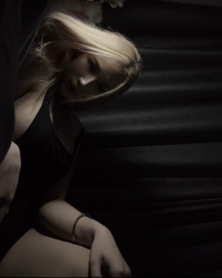 Your Asian vampire GF🩸 banner image