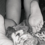 EMMA'S FEET LAND avatar