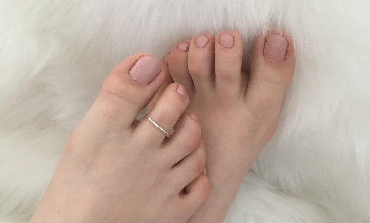 emmafeet cover image