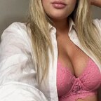 Emmie🍒 avatar