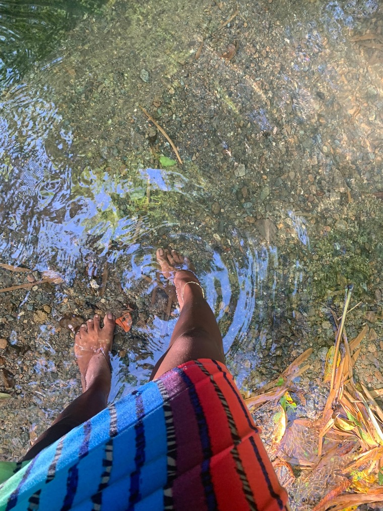 Pretty_little_feet cover image