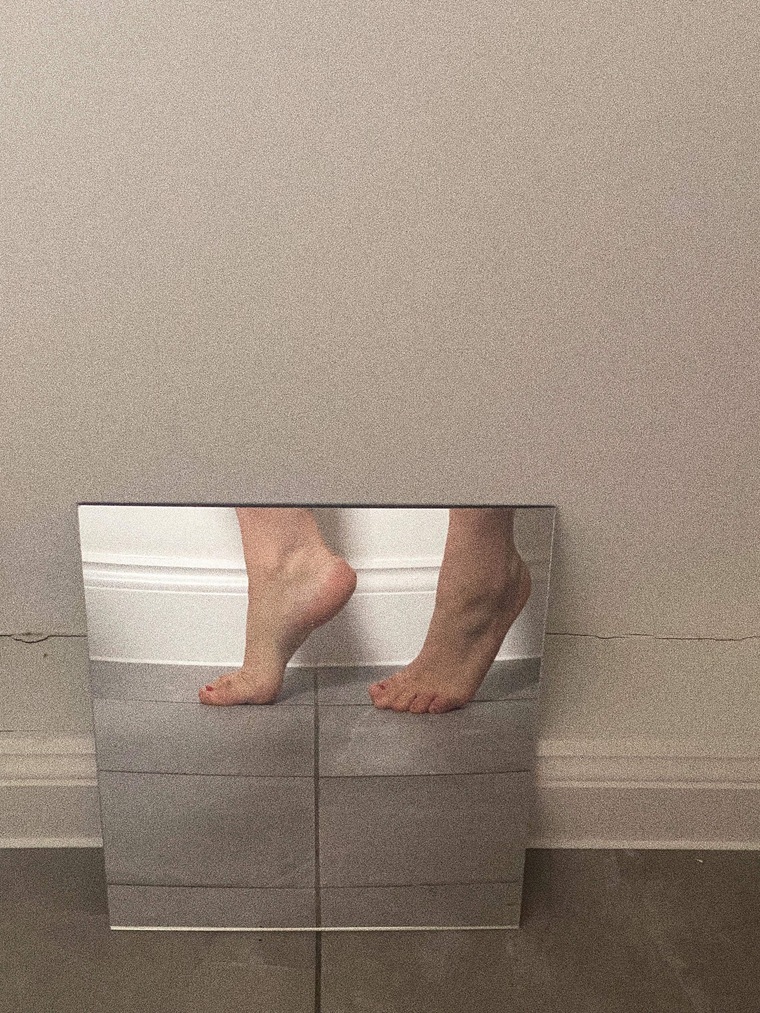 emsiliciousfeet cover image
