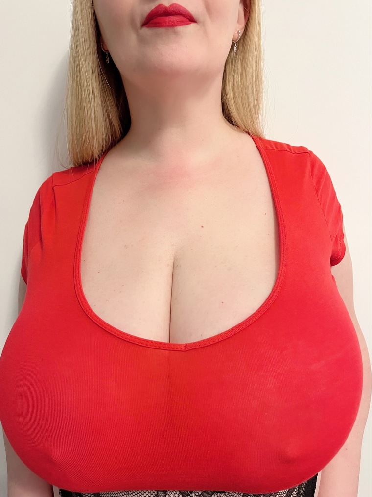 ErikaBigTits banner image