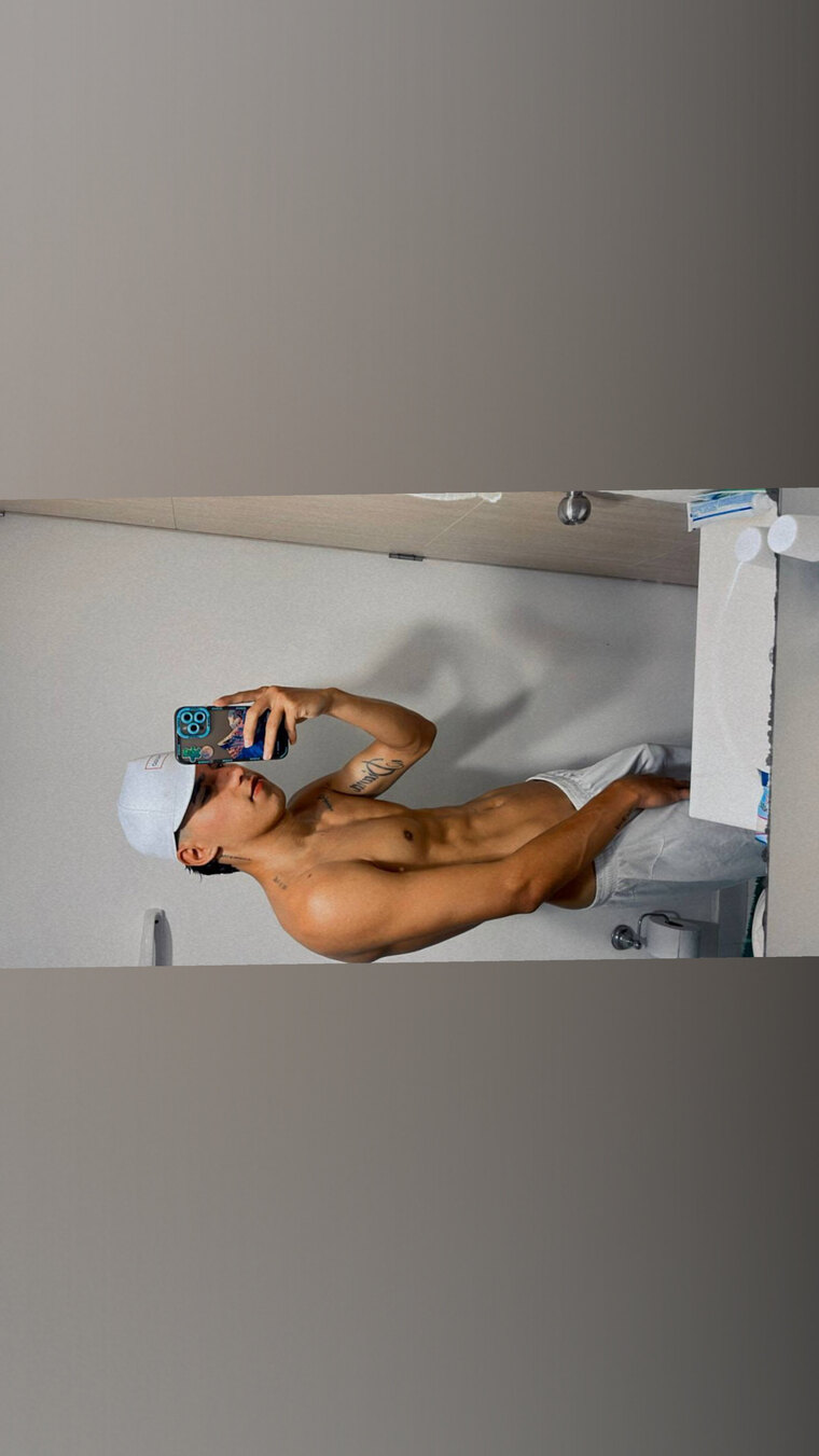 Esteban Bedoya cover image