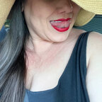 Estelle Cox avatar