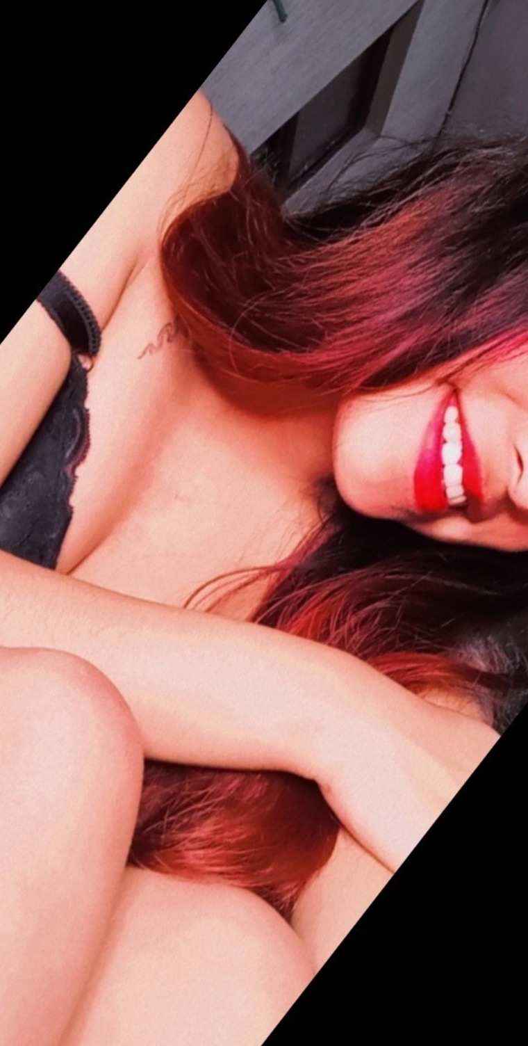 Esthela banner image