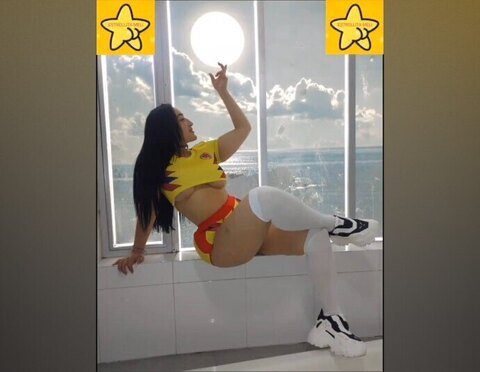 @_estrellita01 cover image