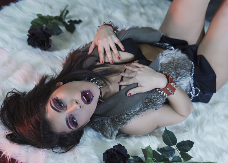 Eternal_Wolf_Goddess cover image