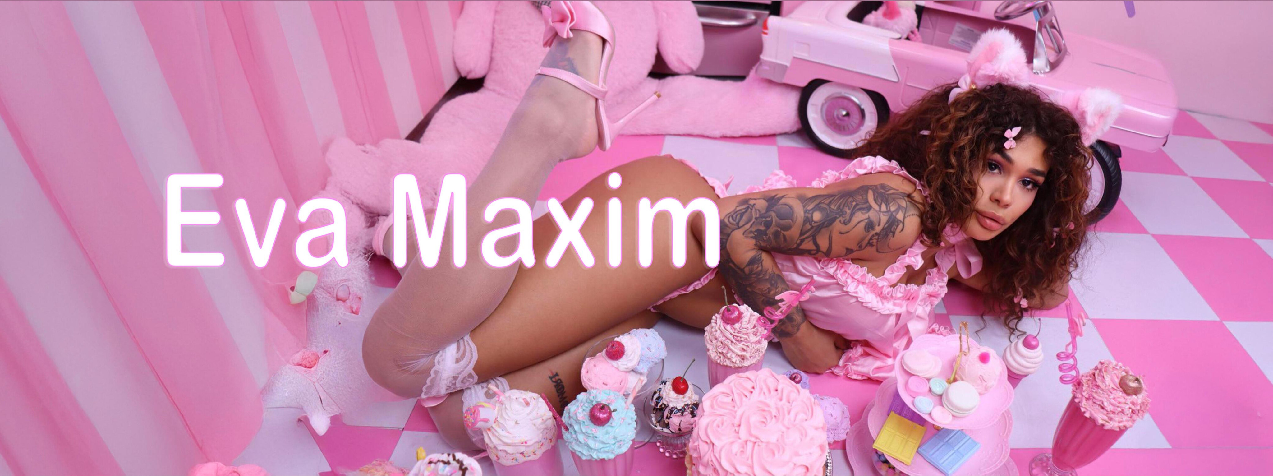 Eva Maxim 🦋 banner image