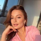 𝔼𝕧𝕒 𝔻𝕖𝕝𝕞𝕒𝕣𝕖 🎀 avatar
