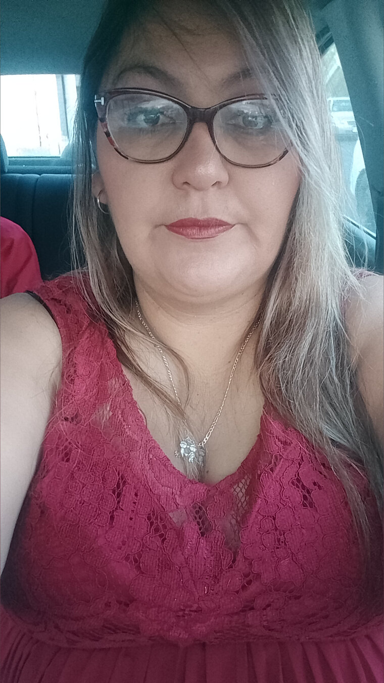 Evelyn Dávalos cover image