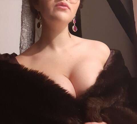 Evelyne cover image