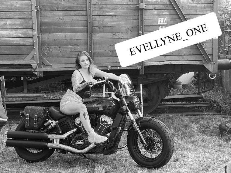 Evellyne one banner image