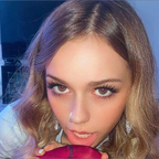 Eve Nicole avatar