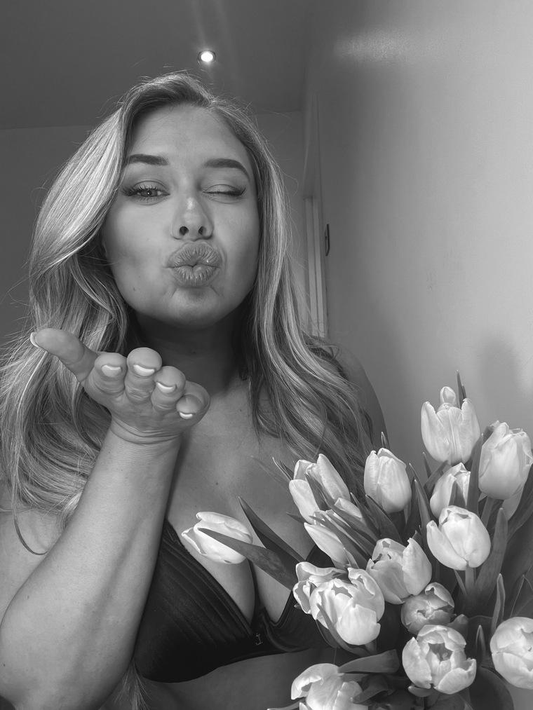 Evie Gibbons banner image