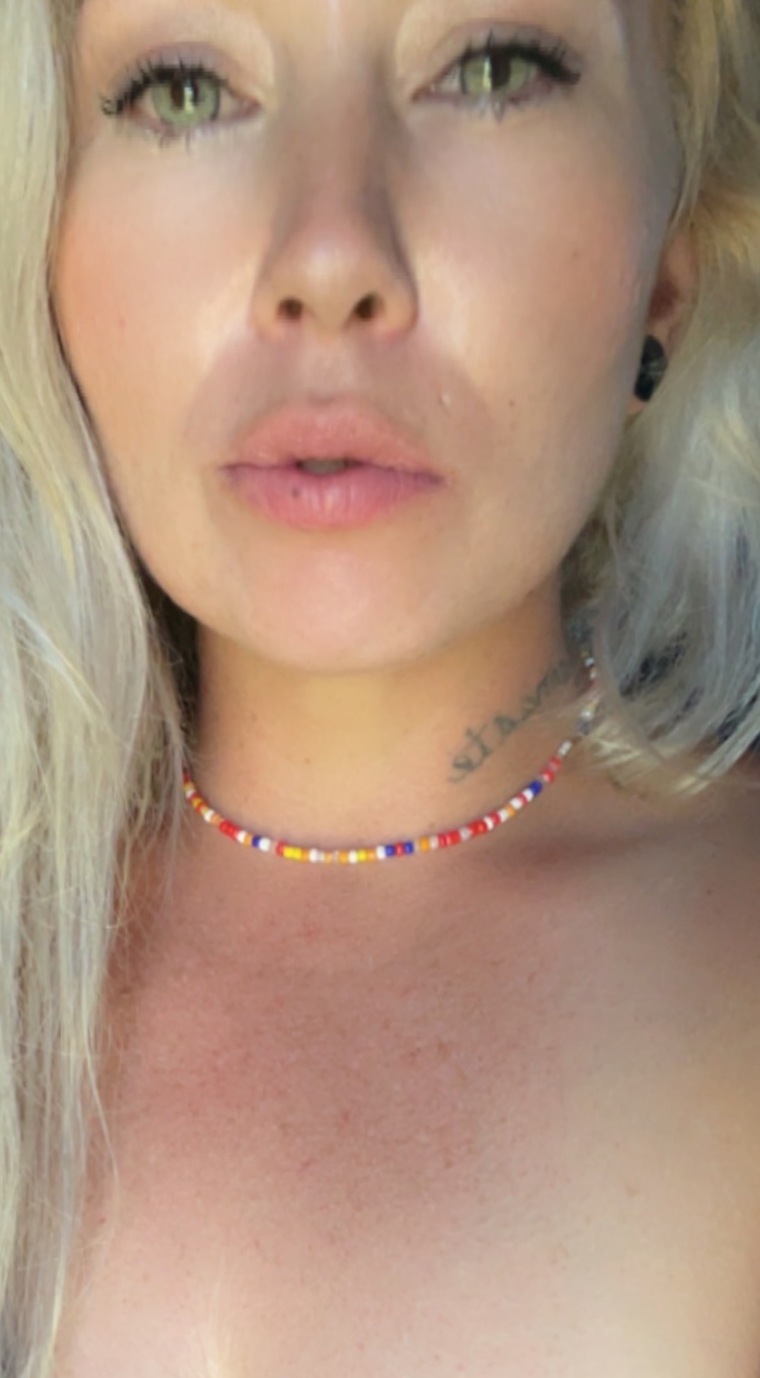 MommaBear cover image
