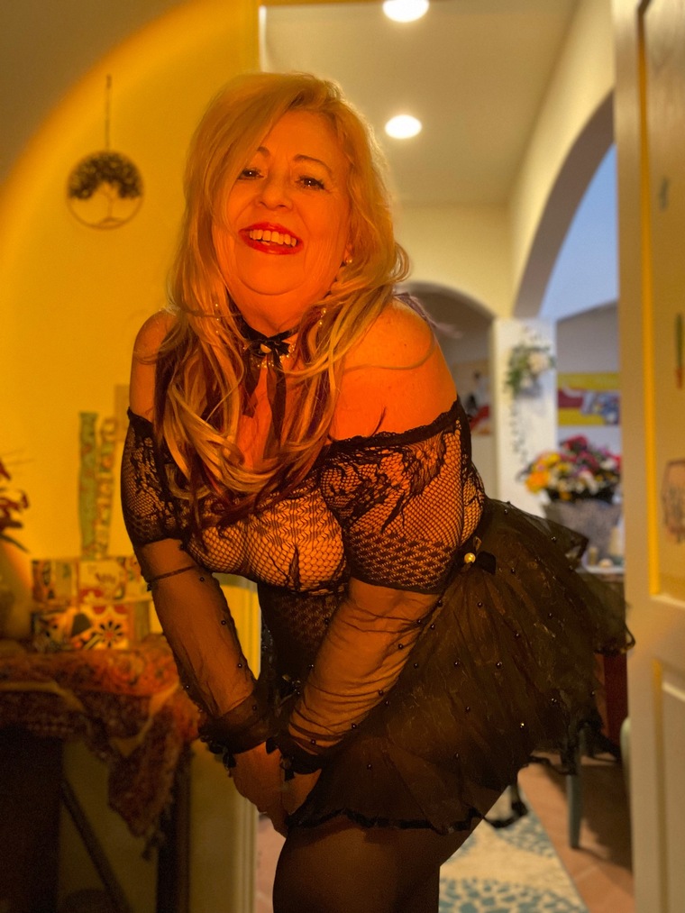 Barefoot Blonde cover image