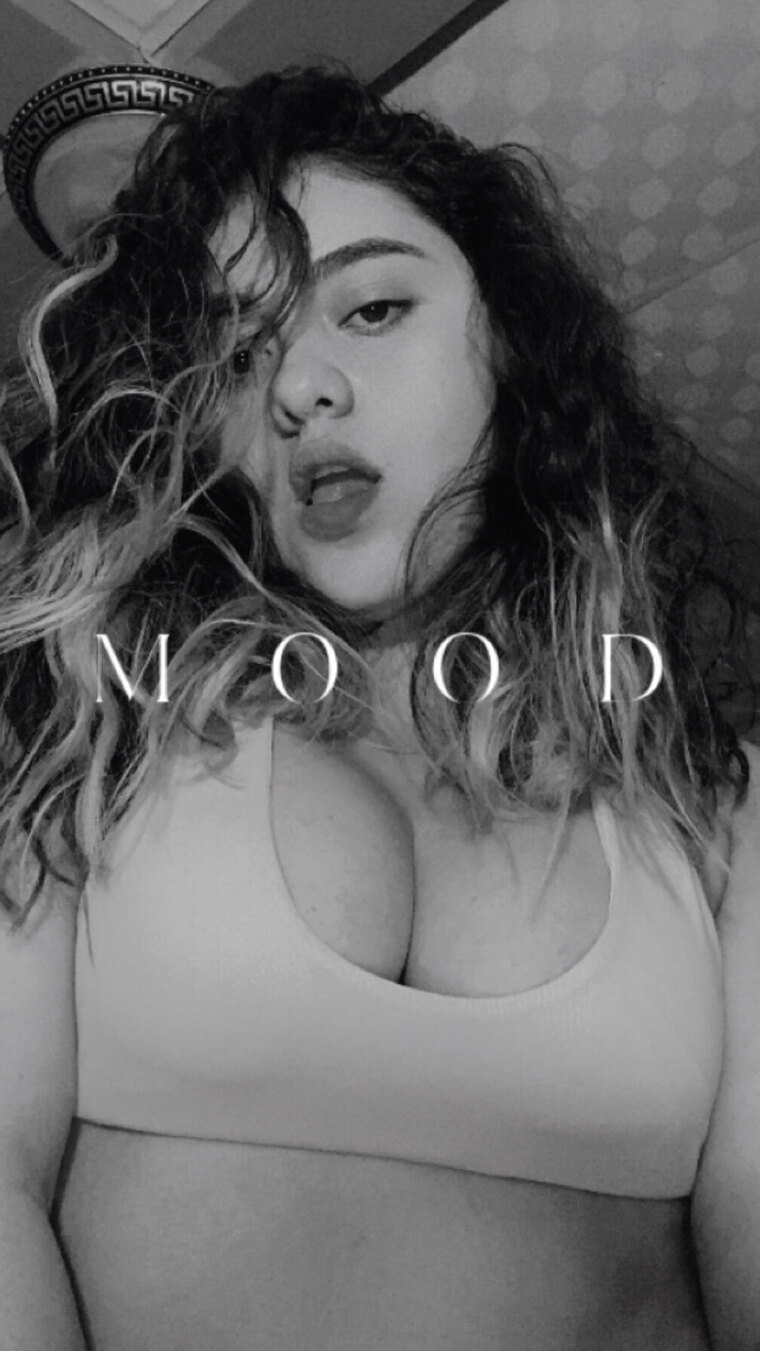 Fabi Rivas🍒🍑 cover image