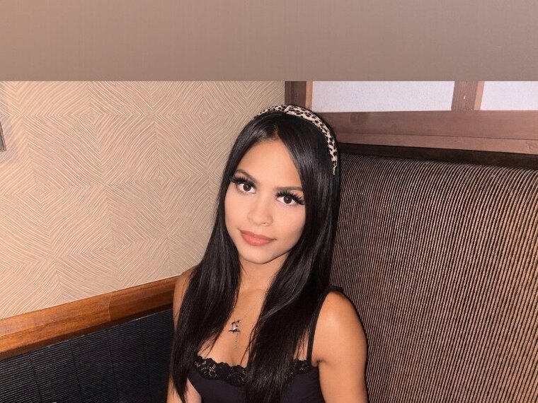 Raquelle Jane cover image
