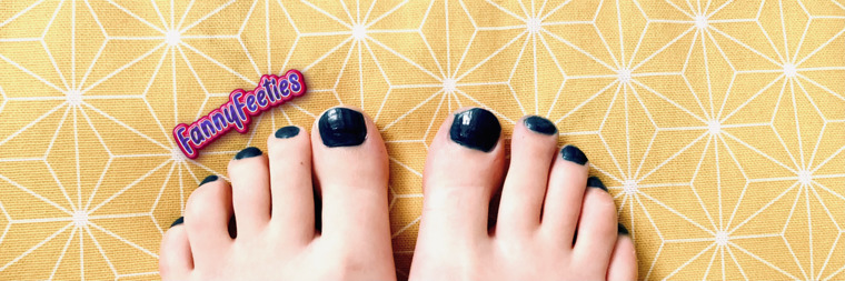 Fanny Feeties cover image