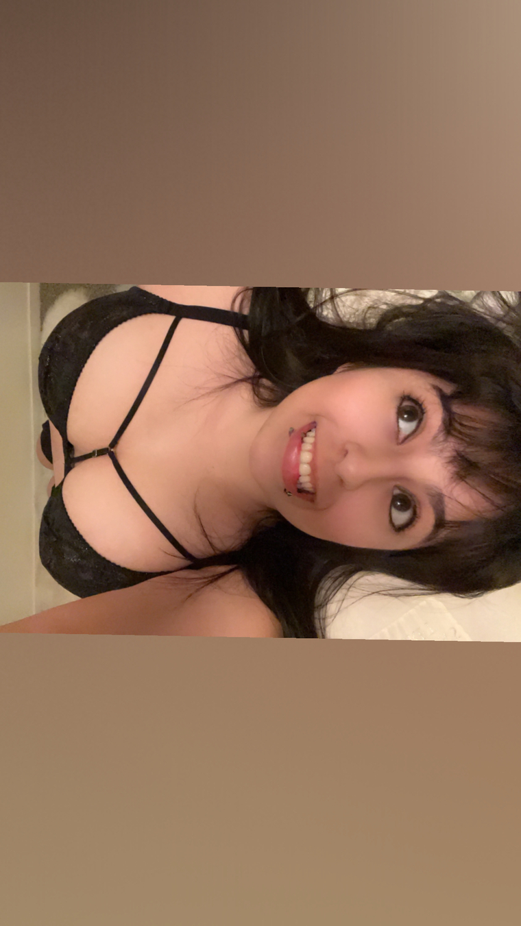 Farrah banner image