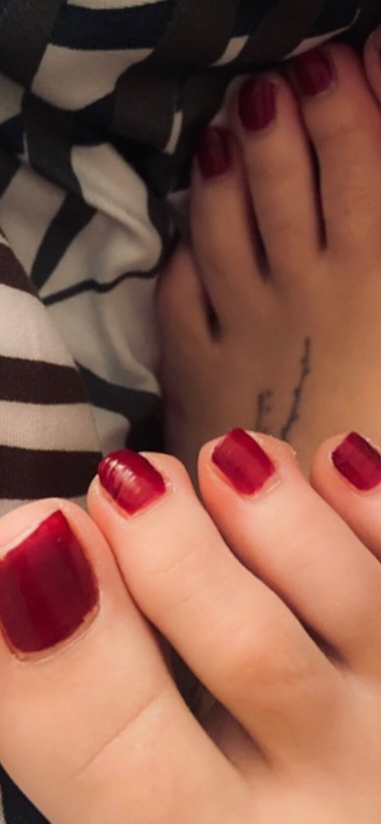 @cuteFeet banner image