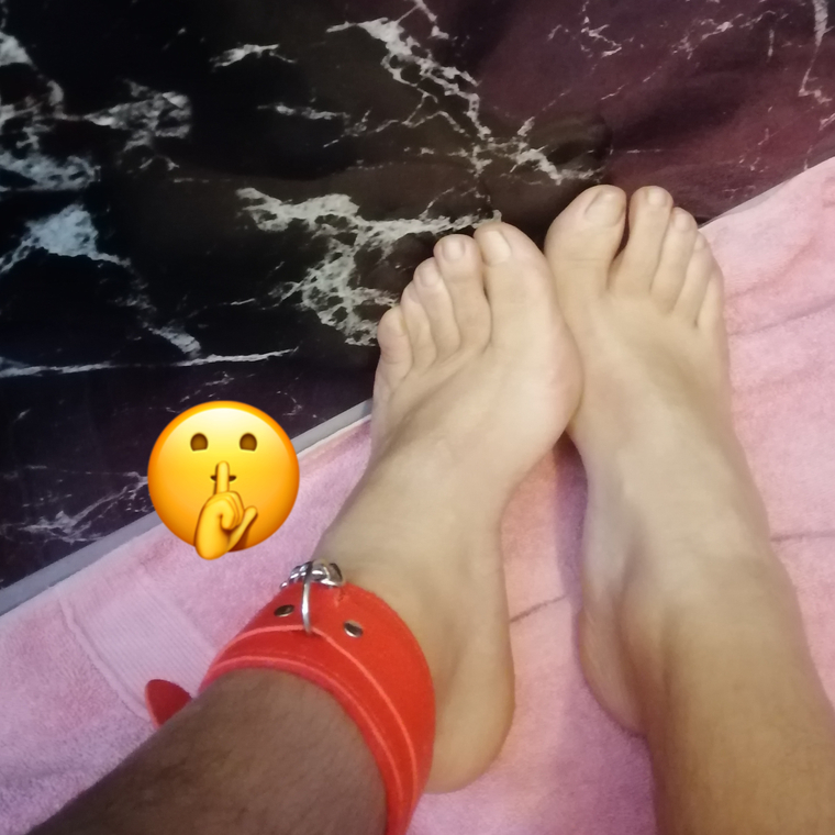 Beauty feet cover image