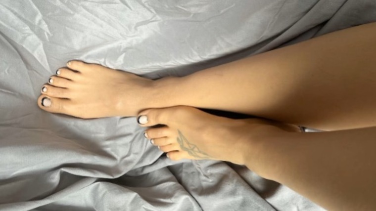 Feet by Jade banner image