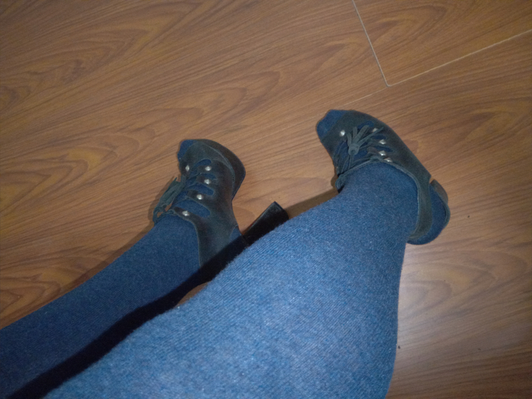 Feet_fans_x cover image