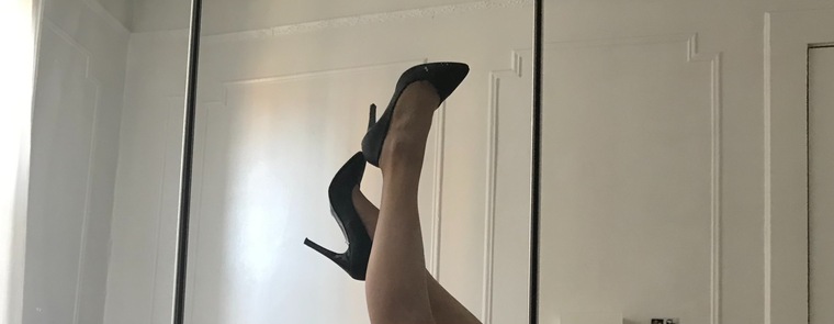 Feet Pics Against Putin banner image