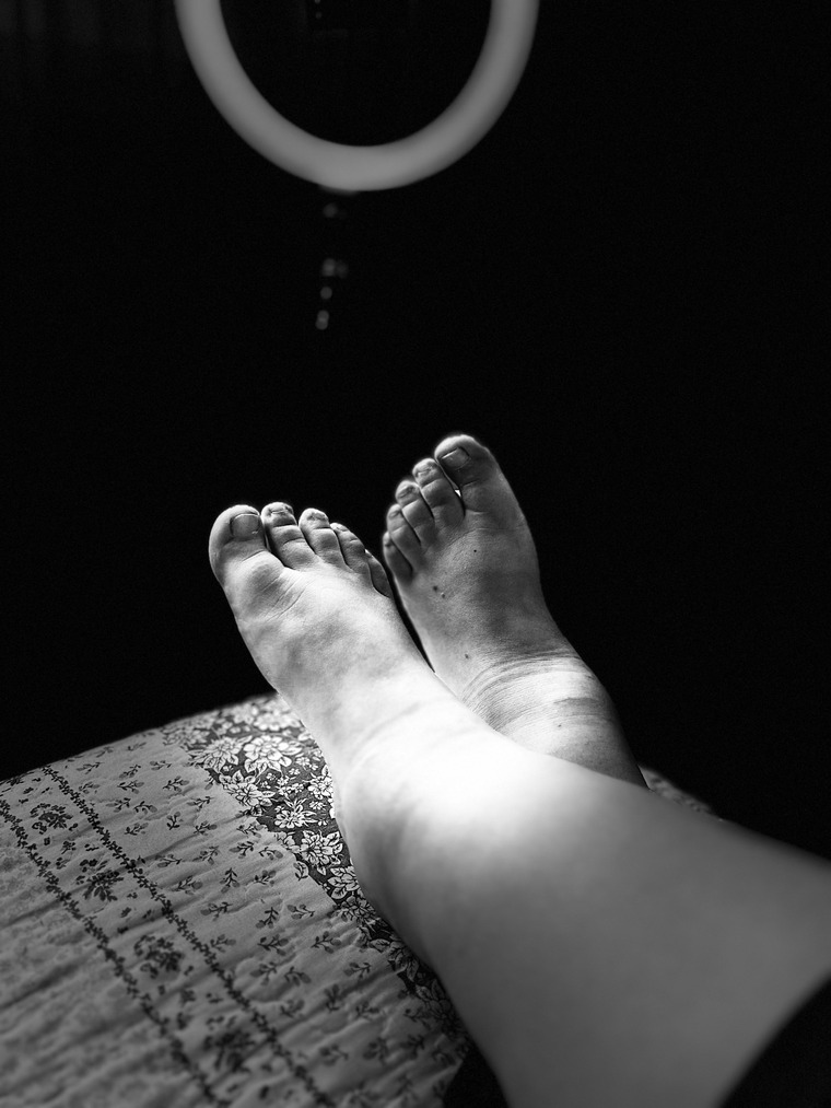 Pies descalzos cover image