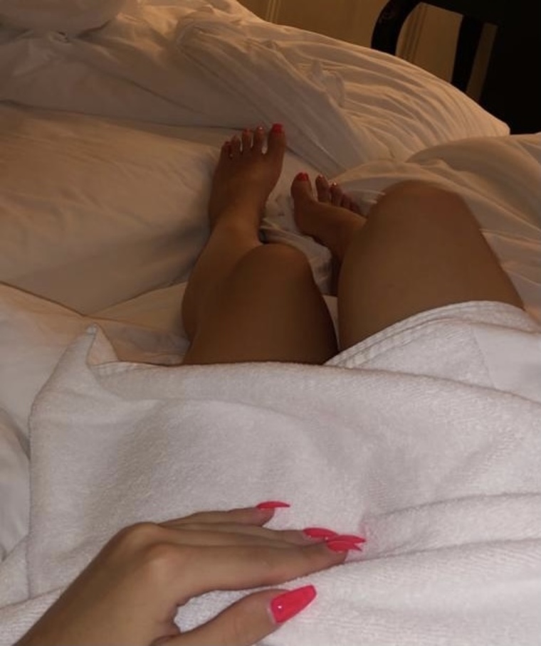 Onlyfeet 🦶🏻👄 cover image