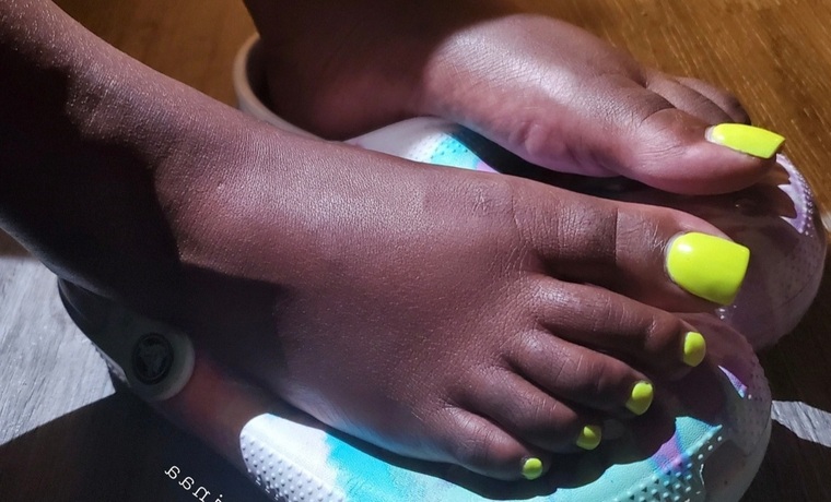 FeetbyGinaa banner image
