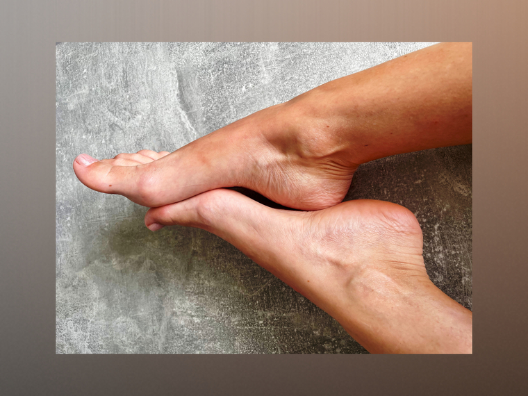 Feet Confetti cover image