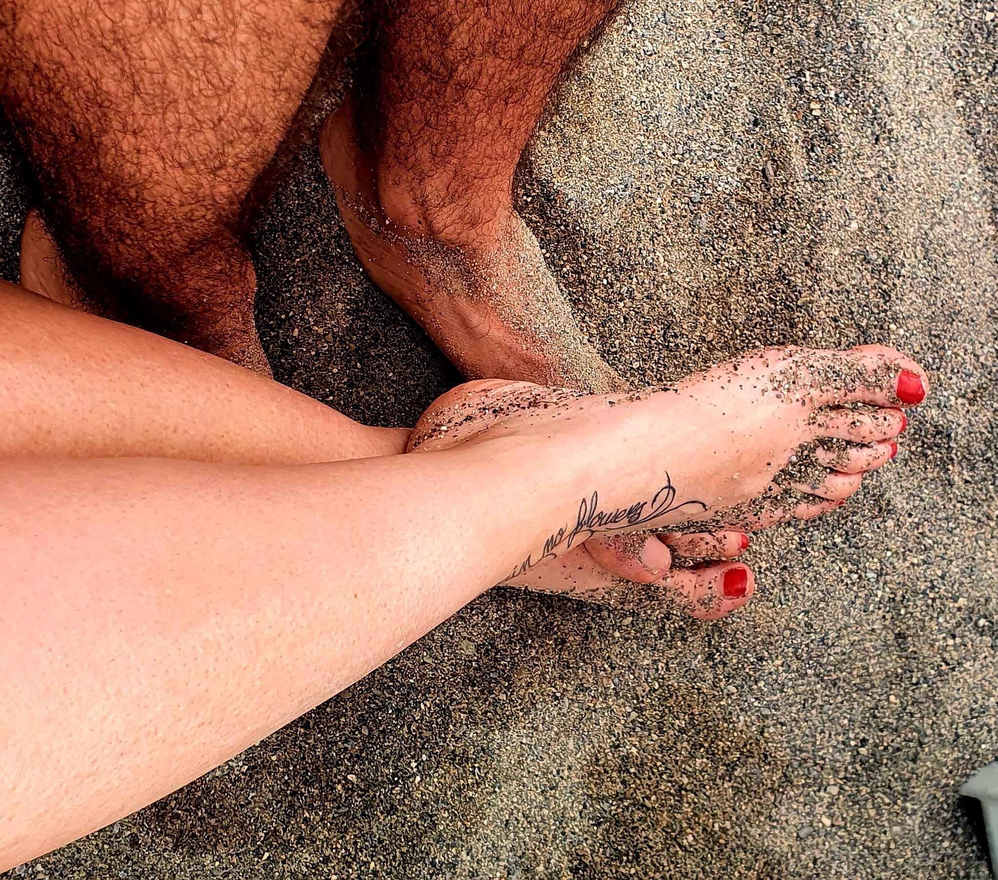 Feetcouple8893 banner image
