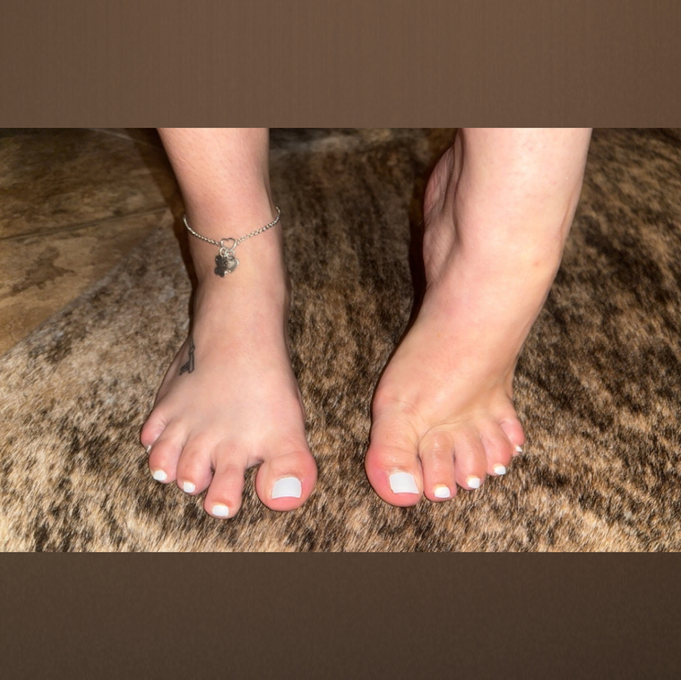 Feet Queen banner image
