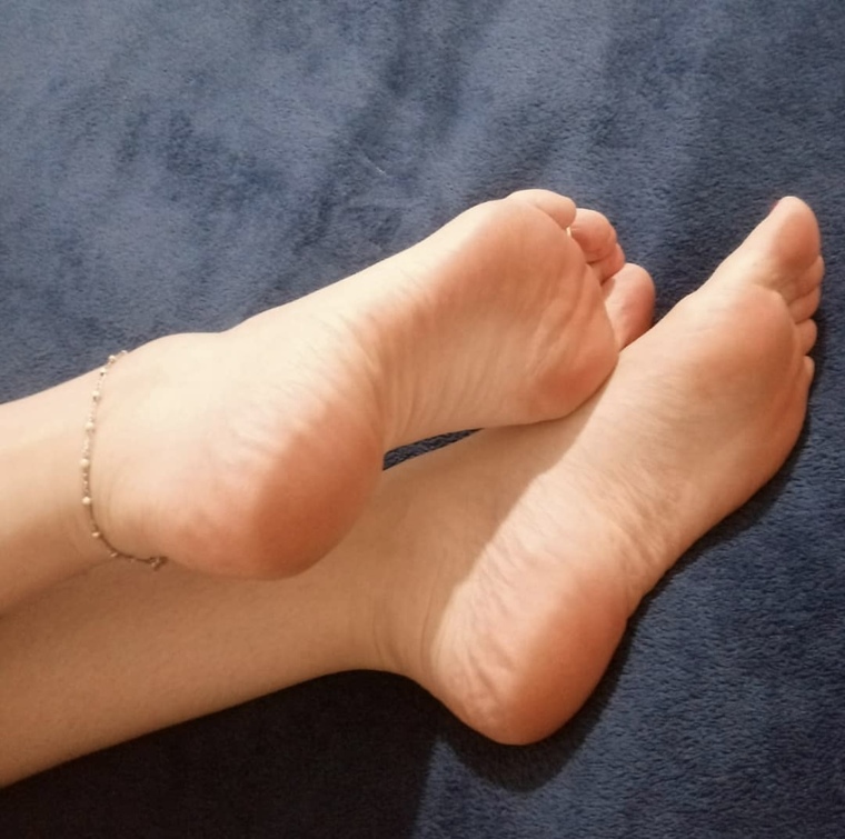 Feetfantasyxo cover image