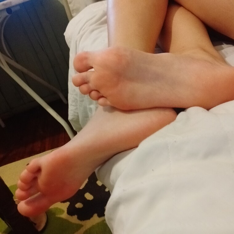 Foot cover image